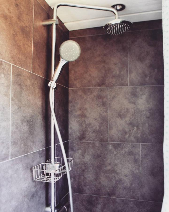 La Roulotte De L'Atelier Apartment Durbuy Exterior foto